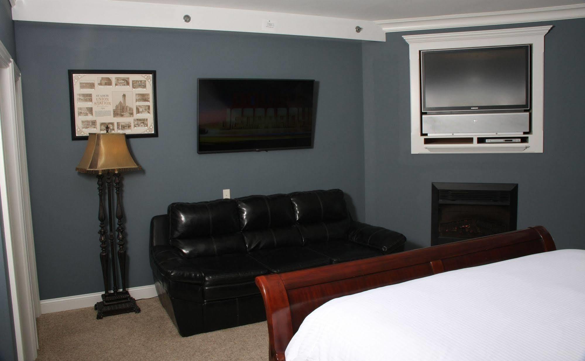 Depot Inn & Suites La Plata Esterno foto